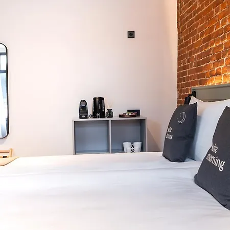 Aparthotel Limehome Leidsekruisstraat 3*