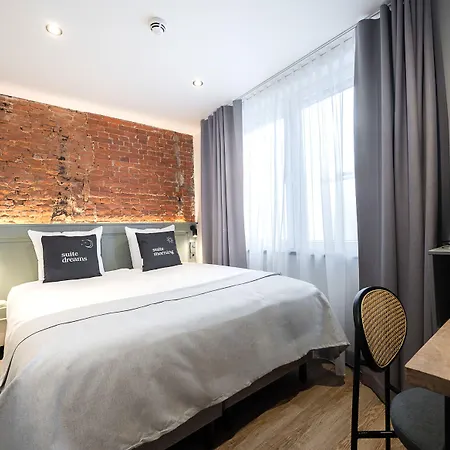 Limehome Leidsekruisstraat 3*