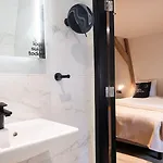 Limehome Leidsekruisstraat Amszterdam