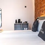 Aparthotel Limehome Leidsekruisstraat 3*