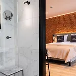 Limehome Leidsekruisstraat 아파트호텔 3*