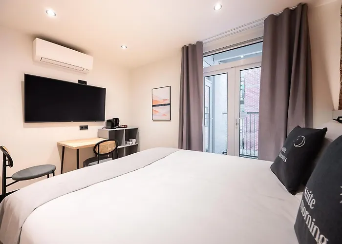 Limehome Leidsekruisstraat 3* Ámsterdam