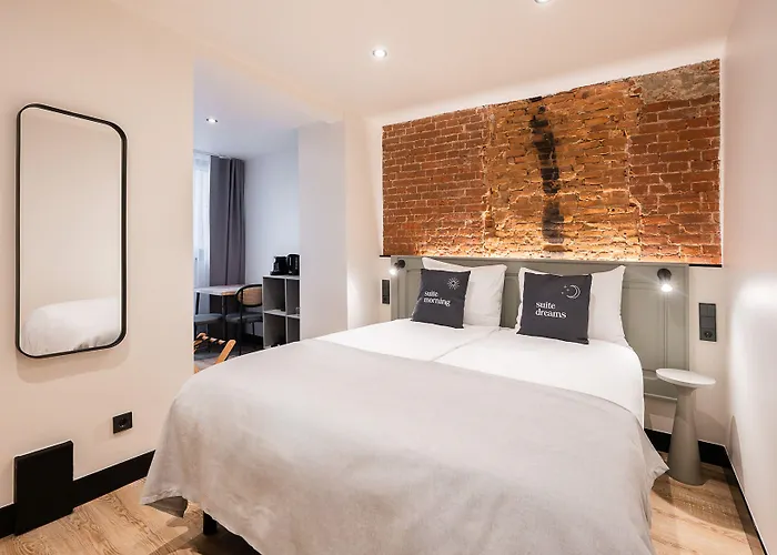 Limehome Leidsekruisstraat Apartahotel